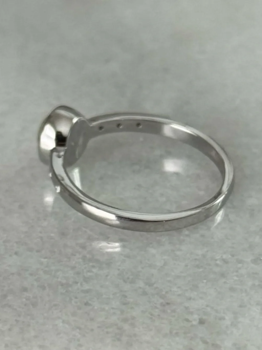 Silver Round Opal Crystal Pave Ring   Brand New  Stainless Steel  Size 7